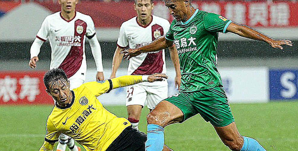 V.League và dòng chảy cầu thủ Việt Nam: Nhịp trống im lặng sau ánh đèn sân cỏ V.League và dòng chảy cầu thủ Việt Nam: Nhịp trống im lặng sau ánh đèn sân cỏ