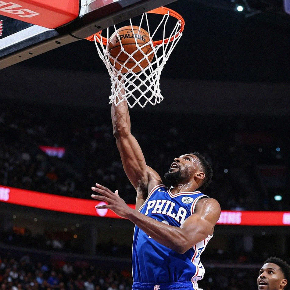 Knicks treo băng rôn NBA Cup sau chức vô địch: nước cờ của một đội đã chạm trần lương Knicks treo băng rôn NBA Cup sau chức vô địch: nước cờ của một đội đã chạm trần lương