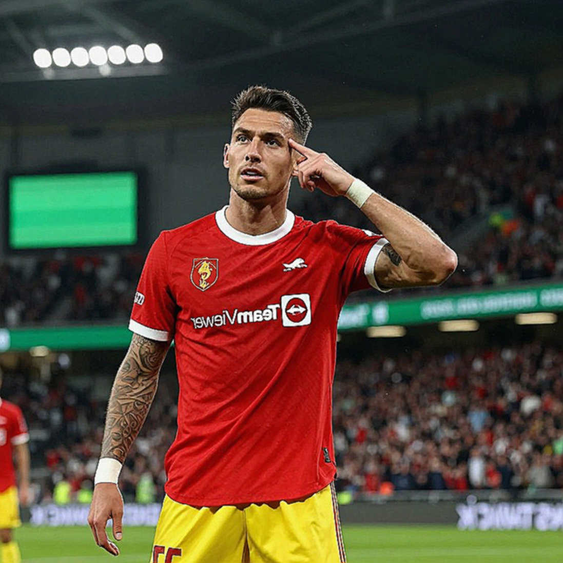 Vietnamese Football and the Slow-Start Equation: From 0.05 Seconds to Long-Term Tactics