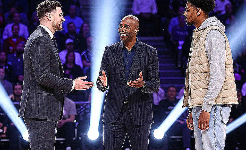 Giá trị vô hình của Kevin Love: Khi con số 38,5% eFG che giấu vai trò kiến tạo không gian cho LeBron James Giá trị vô hình của Kevin Love: Khi con số 38,5% eFG che giấu vai trò kiến tạo không gian cho LeBron James