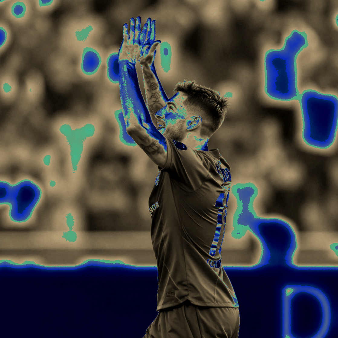 Khi mẹ Ronaldo phát ngôn thay con trai: cánh cửa nhỏ và bài toán nguồn tin