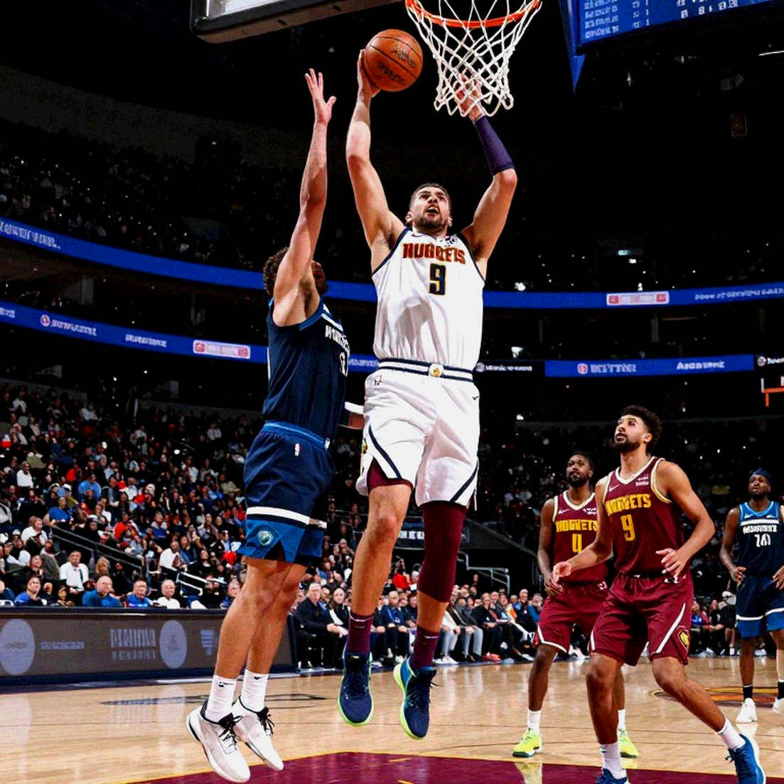 AS Monaco Basketball và khoản nợ 21,7 triệu euro: sự tồn tại của một câu lạc bộ nằm trong tay một lá phiếu hành chính