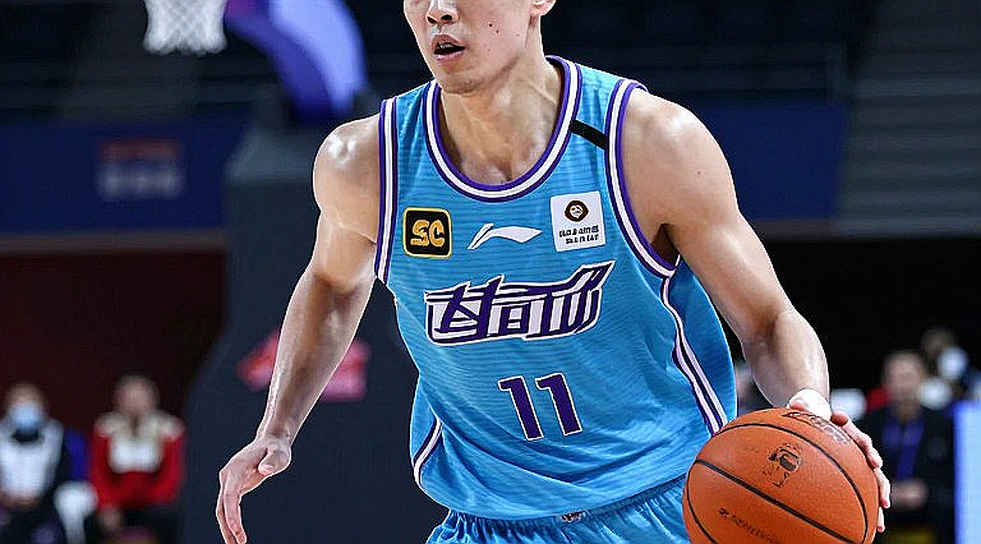FIBA mở cửa cho Nga và Belarus: Con đường hai tầng đến Los Angeles 2028